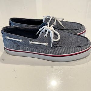 MENS NAUTICA SHOE SIZE 10